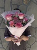 "Букет-комплимент из нежно-розовых роз и эвкалипта " – Фото 2