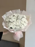 "Пышный монобукет из 9 веточек белых кустовых хризантем" – Фото 1