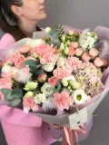 "Нежный, чувственный букет из гортензий, диантусов, эустомы, маттиолы" – Фото 1