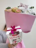 "Букет с розой и кустовой хризантемой + Raffaello + Топпер" – Фото 4