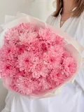 "Букет розовых хризантем в дизайнерской упаковке 🌸" – Фото 2