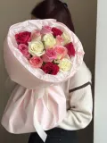 "Букет из 15 кенийских розовых роз микс" – Фото 1