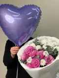 "Сборный нежный букет из кустовой хризантемы, пионовидных роз и хлопка + сердце" – Фото 1