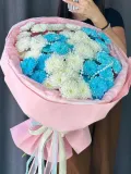 "Букет из белых и голубых кустовых хризантем «Bubble Candy» 🤍🩵" – Фото 0