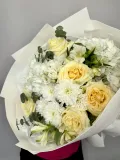 "Букет в кремовых оттенках с пионовидными розами" – Фото 3