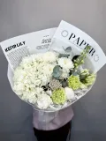 "Букет с гортензией, пионами, диантусами и хризантемой" – Фото 1