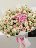 "Мега букет из 29 кустовых пионовидных роз " – Фото 2