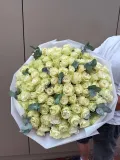 "Букет из 101 розы и эвкалипта от студии Mnogo Tsvetov " – Фото 1