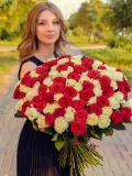 "Букет из красных и белых роз (50 см) - 101 шт" – Фото 1