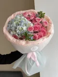 "Букет с гортензией, незабудками и розочками" – Фото 1