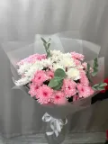 "Стильный букет 🌿 хризантема розовая белая и эвкалипт" – Фото 0