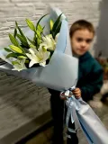 "Монобукет Гигант из Лилий" – Фото 1