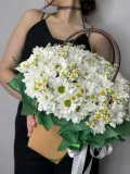 "Сумочка с ромашками и кустовой хризантемой" – Фото 0