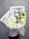 "Букет с гортензией, пионами, диантусами и хризантемой" – Фото 0