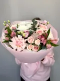 "Сборный букет с хризантемой, розами, альстромерией" – Фото 2