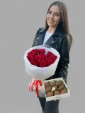"комбо из букета роз и 9 клубник в шоколаде " – Фото 0