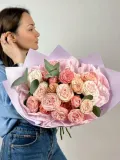 "Букет из кустовых пионовидных роз" – Фото 1