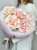 "Французские розы Пинк Мондиаль с хасмантиумом" – Фото 0