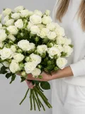 "Букет из 15 кустовых роз" – Фото 1
