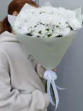 "Букет из кустовых хризантем ромашковых" – Фото 0