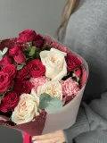 "Сборный букет с парфюмированными розами О'хара" – Фото 1