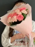"Букет из роз и гвоздики" – Фото 3