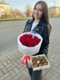 "комбо из букета роз и 9 клубник в шоколаде " – Фото 1