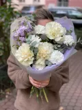 "Букет с французской розой, маттиолой, гвоздиками" – Фото 3