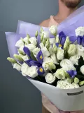 "Эустома и ирисы" – Фото 5