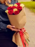"Букет из красных и белых роз (50 см) - 11 шт" – Фото 1