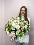 "19 разноцветных альстромерий" – Фото 3
