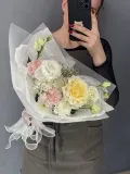 "Авторский букет с пионовидной розой и диантусами💕💕💕" – Фото 2
