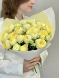 "«Ванильный десерт» букет из кустовых пионовидных роз пион баблз" – Фото 4