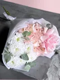 "Гортензия, французская роза, хризантема и эвкалипт" – Фото 0