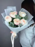 "Букет из 5-ти пионовидных роз" – Фото 3