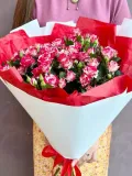 "Большой букет из ярких кустовых роз" – Фото 2