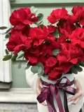 "Букет красных французских вывернутых роз" – Фото 3