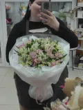 "Авторский букет с Альстромерией и Матрикарией" – Фото 0