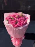 "Букет ароматных пион кустовых роз Мисти Бабблс" – Фото 0