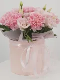 "Цветы в коробке диантусы и эустома" – Фото 0