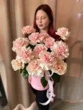 "Шляпная коробка из французских роз" – Фото 2
