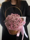 "«Аметист»- Корзина с розовой гипсофилой" – Фото 0