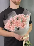 "Нежный букет из диантусов и эвкалипта " – Фото 2