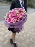 "Букет из эустомы и кустовых роз " – Фото 2