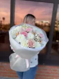 "Букет "стойкая любовь" орхидеи, хризантемы, розы" – Фото 1