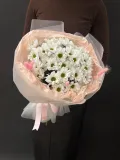 "Букет воздушный из хризантем ромашка" – Фото 3