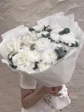 "Букетиз французских роз ,хризантем и эвкалипта" – Фото 13