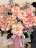 "25 французских розочек в шляпной коробке" – Фото 1