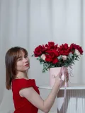 "Композиция из французских роз с диантусами" – Фото 3