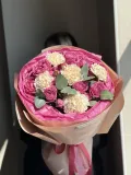 "Букет с пионовидными розами нежный трендовый" – Фото 2